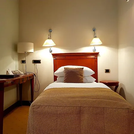 Western Premier Astoria