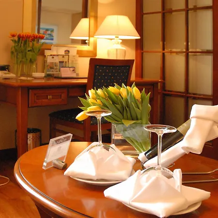 Western Premier Astoria Hotel